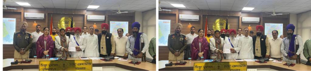 Deputy Commissioner listens to the problems of freedom fighters families and gives necessary instructions for their solution